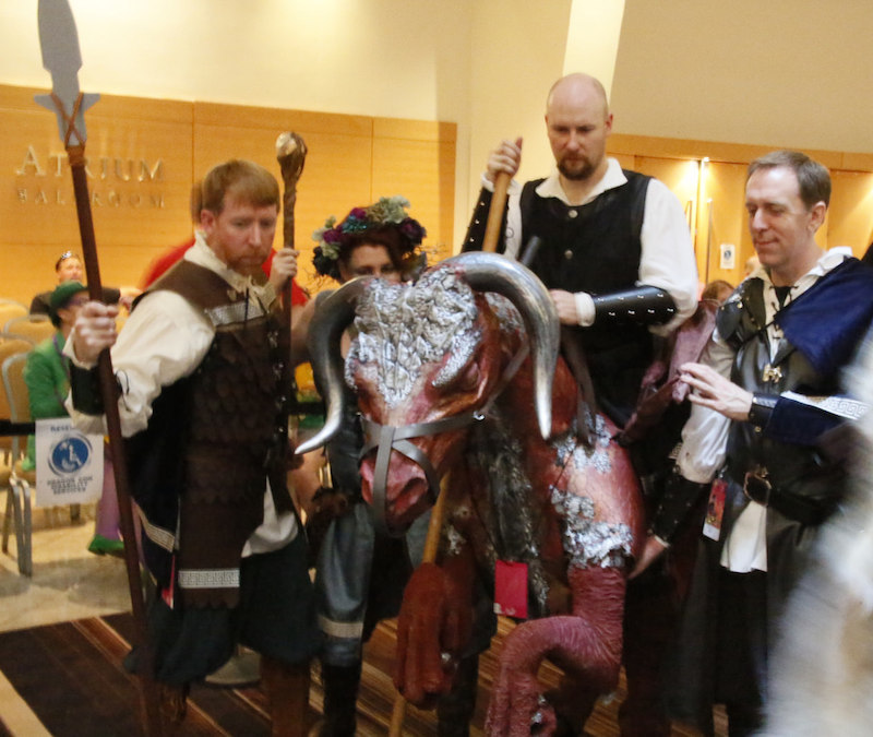 Illustration for article titled Dragon Con Day 2: Heroes, Monsters, and Gods Await You
